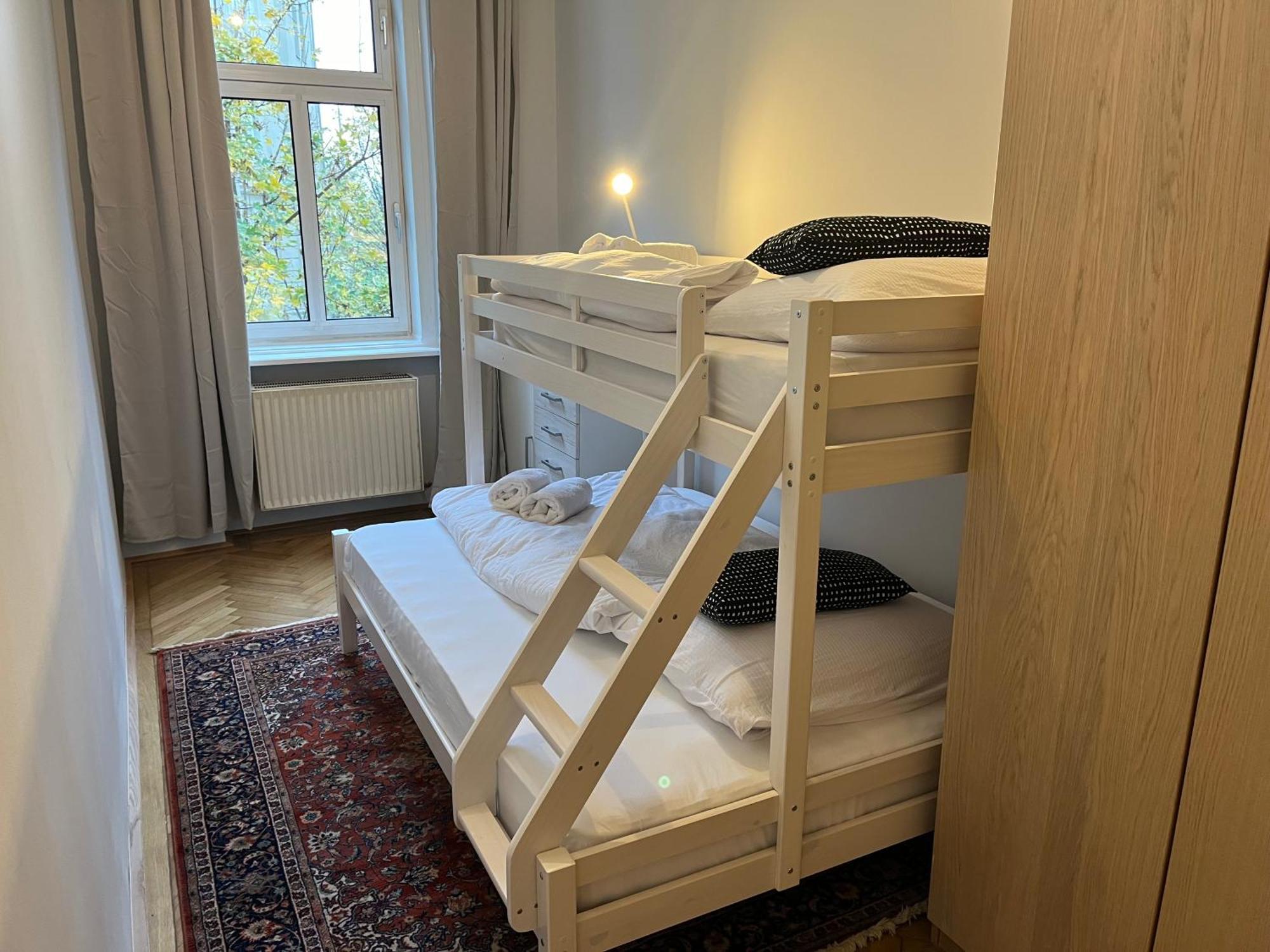 Grosszuegiger Wiener Altbau Gleich Neben Schoenbrunn Kültér fotó